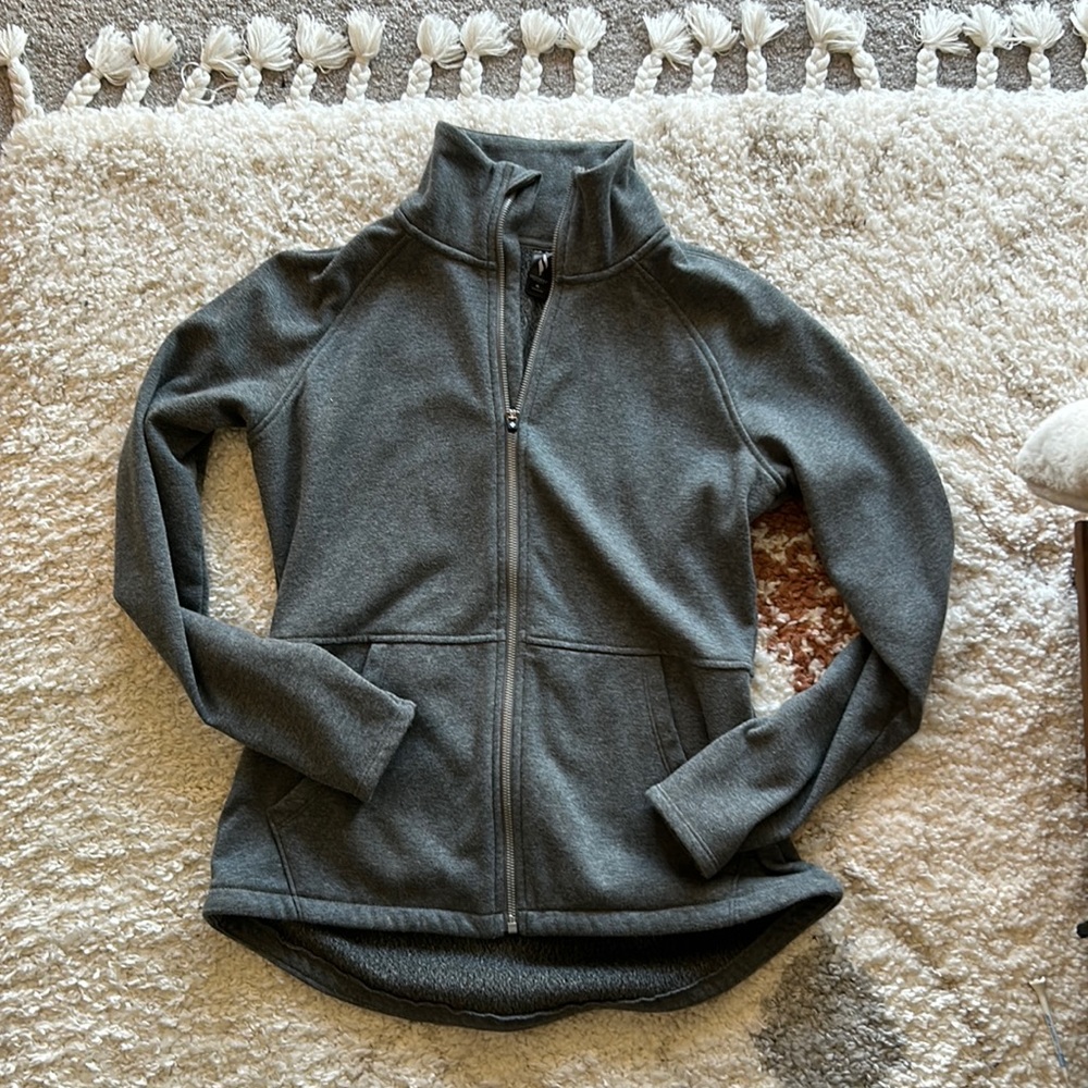 Sketchers jacket size medium